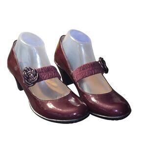 Merona Wine Colored Mary‎ Janes Sz 9.5 2.5" Heel EUC